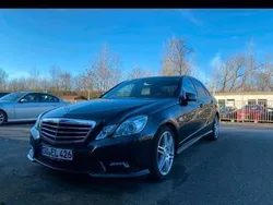 Schwarz Gebraucht 2011 Mercedes E200 AMG Limousine | 15.000 € (Teuer)