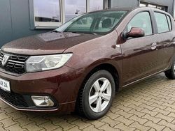 Braun Gebraucht 2017 Dacia Sandero Kleinwagen | 7.900 € (Fairer Preis)