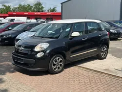 Schwarz Gebraucht 2016 Fiat 500L Pop Star Van / Kleinbus | 4.490 € (Fairer Preis)