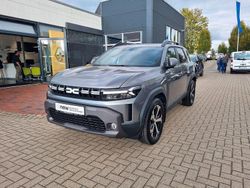 Grau Gebraucht 2024 Dacia Duster Journey SUV | 27.990 € (Fairer Preis)