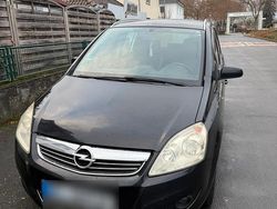 Schwarz Gebraucht 2009 Opel Zafira Van / Kleinbus | 2.499 € (Guter Preis)