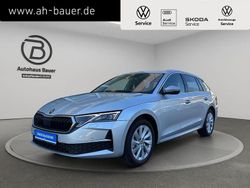 Brilliantsilber metallic Gebraucht 2024 Skoda Octavia Kombi | 32.470 € (Fairer Preis)