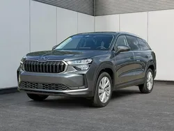 Moonweiß perleffekt Neu 2025 Skoda Kodiaq Selection SUV | 42.490 € (Superpreis)