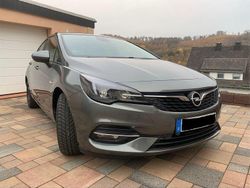 Schwarz Gebraucht 2020 Opel Astra Edition Limousine | 11.500 € (Fairer Preis)