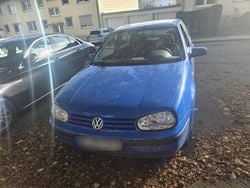 Blau Gebraucht 1999 VW Golf Limousine | 1.500 € (Guter Preis)