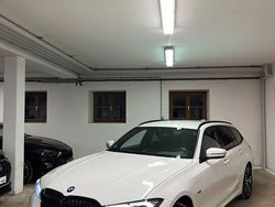 Alpinweiss iii Gebraucht 2022 BMW 320e M Sport Kombi | 30.999 € (Fairer Preis)