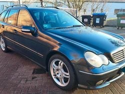 Schwarz Gebraucht 2003 Mercedes C32 AMG AMG Kombi | 5.900 € (Superpreis)