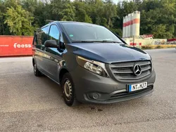 Blau Gebraucht 2016 Mercedes Vito Van / Kleinbus | 8.500 € (Guter Preis)