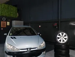 Silber Gebraucht 2002 Peugeot 206 Coupé | 1.600 € (Fairer Preis)