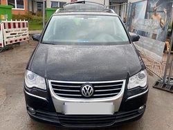 Schwarz Gebraucht 2008 VW Touran Van / Kleinbus | 5.999 € (Teuer)