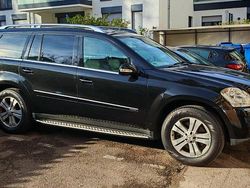 Schwarz Gebraucht 2007 Mercedes 320 SUV | 10.400 €