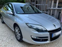 Silber Gebraucht 2011 Renault Laguna III Initiale Paris Limousine | 6.500 €