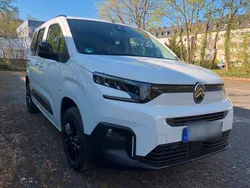 Weiß Gebraucht 2025 Citroën Berlingo Style Van / Kleinbus | 24.900 € (Superpreis)