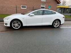 Gebraucht 2015 Tesla Model S Limousine | 22.900 €
