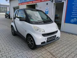 Weiß Gebraucht 2008 Smart ForTwo Coupé Coupé | 2.999 €