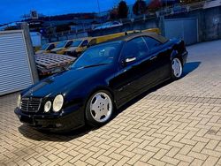 Schwarz Gebraucht 2000 Mercedes CLK320 Cabrio | 6.850 € (Etwas zu teuer)