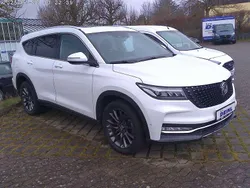 Weißmetallic Gebraucht 2022 DFSK Fengon SUV | 26.900 € (Fairer Preis)