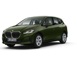Sanremo green metallic Gebraucht 2024 BMW 216 Van / Kleinbus | 26.930 € (Fairer Preis)