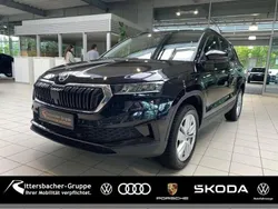 Schwarz Gebraucht 2024 Skoda Karoq Selection SUV | 29.990 € (Guter Preis)