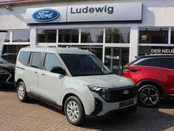 Grau Neu 2025 Ford Tourneo Courier Titanium Van / Kleinbus | 28.990 € (Fairer Preis)