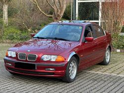 Rot Gebraucht 2000 BMW 320 Limousine | 2.499 € (Guter Preis)