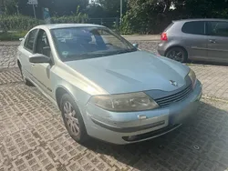 Silber Gebraucht 2003 Renault Laguna II Limousine | 900 € (Superpreis)