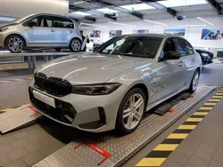Brooklyn grau Gebraucht 2022 BMW 330e M Sport Limousine | 41.920 €