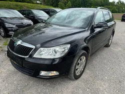 Schwarz Gebraucht 2013 Skoda Octavia Kombi | 3.500 €