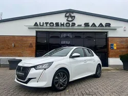 Weiß Gebraucht 2021 Peugeot 208 Active Kleinwagen | 13.500 € (Guter Preis)