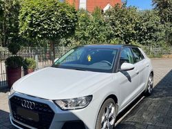 Weiß Gebraucht 2021 Audi A1 Sportback Advanced Kleinwagen | 22.600 € (Teuer)