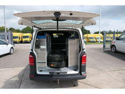 Weiss Gebraucht 2016 VW T6 Van | 18.326 € (Fairer Preis)