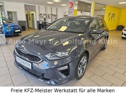 Grau Gebraucht 2021 Kia Ceed Sportswagon Spirit Kombi | 16.580 € (Etwas zu teuer)