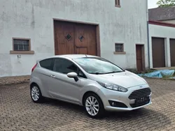 Grau Gebraucht 2016 Ford Fiesta Titanium Kleinwagen | 6.400 € (Fairer Preis)