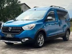 Blau Gebraucht 2020 Dacia Dokker Stepway Van | 13.899 € (Fairer Preis)