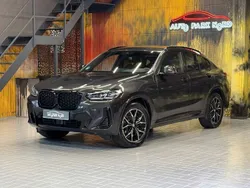 Sophistograu brillanteffekt Gebraucht 2023 BMW X4 M Sport SUV | 46.900 € (Guter Preis)