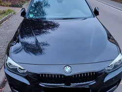 Schwarz Gebraucht 2018 BMW 320 M Sport Kombi | 21.400 € (Fairer Preis)