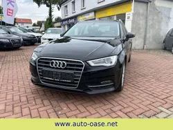Schwarz Gebraucht 2016 Audi A3 Sportback Attraction Limousine | 12.990 € (Guter Preis)