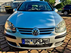 Silber Gebraucht 2004 VW Golf V Trendline Limousine | 2.900 € (Fairer Preis)