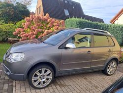 Grau Gebraucht 2008 VW Polo Cross Kleinwagen | 5.000 € (Fairer Preis)