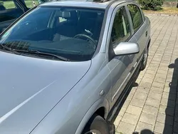 Grau Gebraucht 2000 Opel Astra Limousine | 1.550 € (Fairer Preis)
