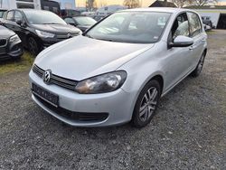 Silber Gebraucht 2009 VW Golf VI Comfortline Limousine | 2.500 € (Superpreis)