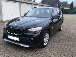 Schwarz Gebraucht 2011 BMW X1 SUV | 5.500 € (Guter Preis)