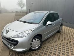 Silber Gebraucht 2007 Peugeot 207 Kleinwagen | 3.900 € (Fairer Preis)