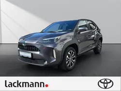 Marlingrau metallic Gebraucht 2023 Toyota Yaris Hybrid Connect Style | 24.490 € (Guter Preis)