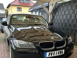 Schwarz Gebraucht 2011 BMW 318 Limousine | 6.000 € (Fairer Preis)