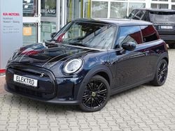 Enigmatic black metallic Gebraucht 2022 Mini Cooper SE Kleinwagen | 24.900 € (Teuer)