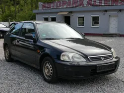 Schwarz Gebraucht 1999 Honda Civic Cool Limousine | 490 €