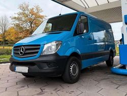 Blau Gebraucht 2017 Mercedes 316 Van | 14.990 € (Fairer Preis)