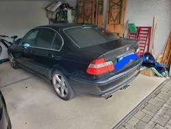 Schwarz Gebraucht 2004 BMW 320 Performance Limousine | 3.900 € (Fairer Preis)