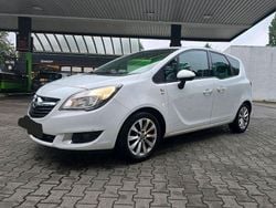 Weiß Gebraucht 2016 Opel Meriva drive Van / Kleinbus | 3.499 € (Fairer Preis)
